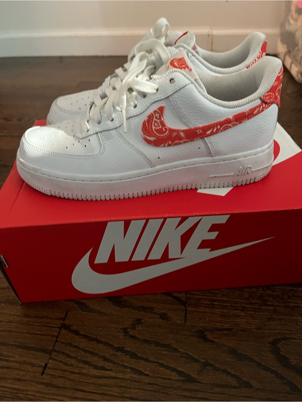 Nike Women’s White Sneakers with Red Bandana Swoosh